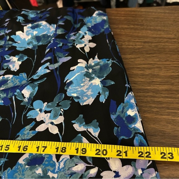 ❤️Gabby Skye Dress 12 - Picture 11 of 13